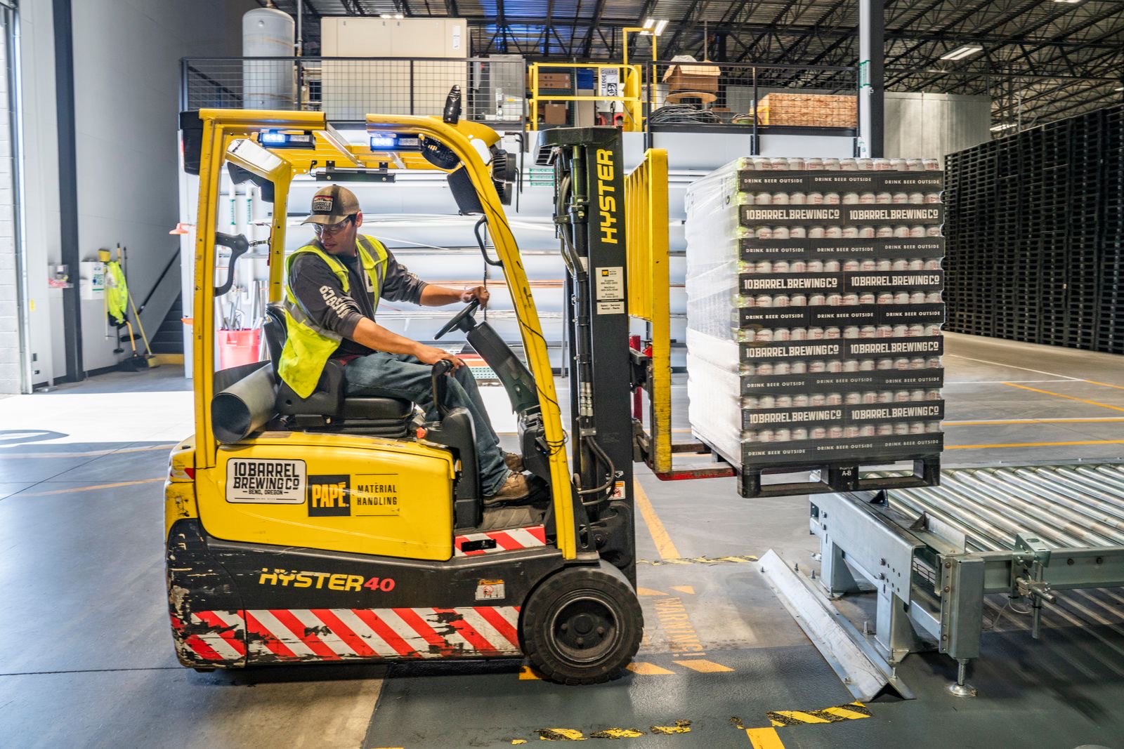 Forklift transloading palletized freight